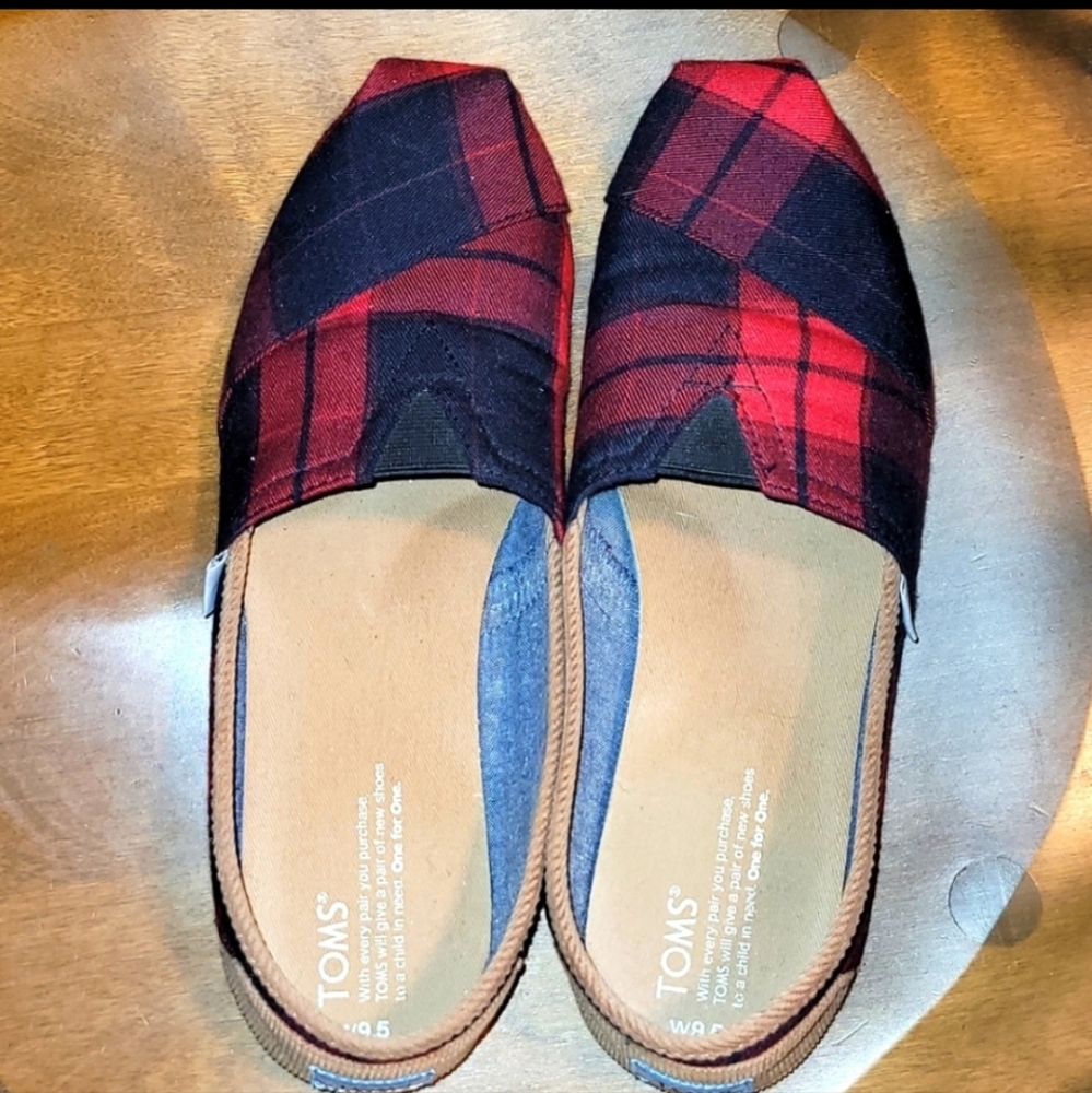 TOMS Shoes